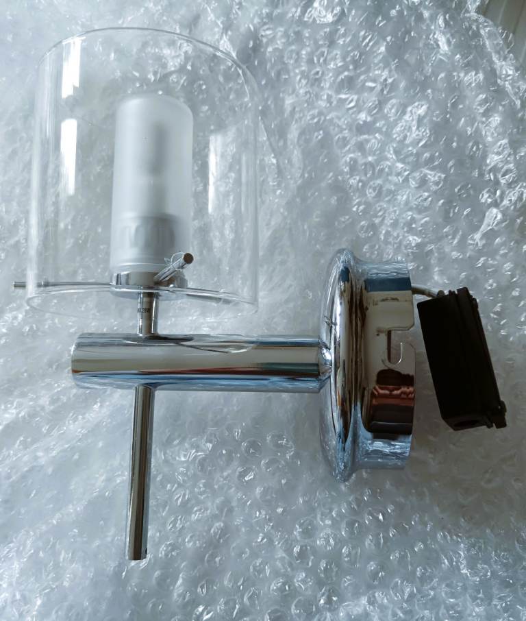 BNIB Hawkins Glass Single Wall Lights x 2 Polished Chrome Clear Contemporary H:22 W:10 D:16cm 