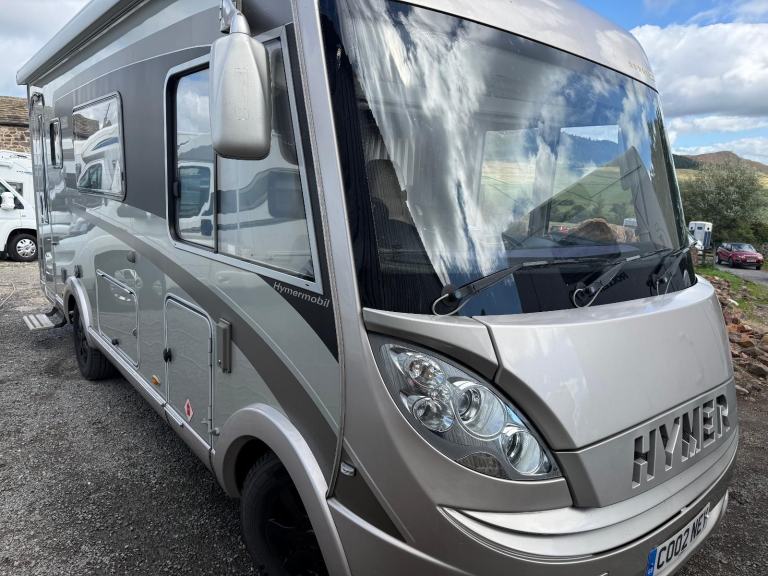 2013 Hymer B544 Automatic 150 bhp 24,000 miles twin floor