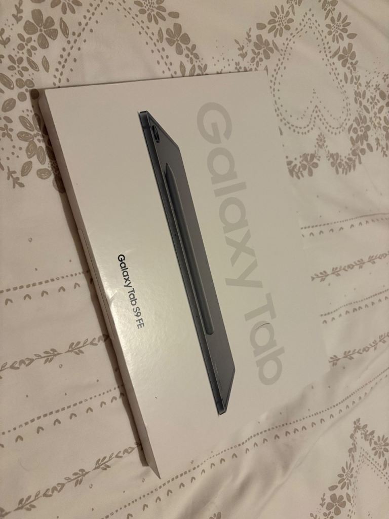 SAMSUNG Galaxy Tab S9 FE 10.9" Tablet - 128 GB, Grey