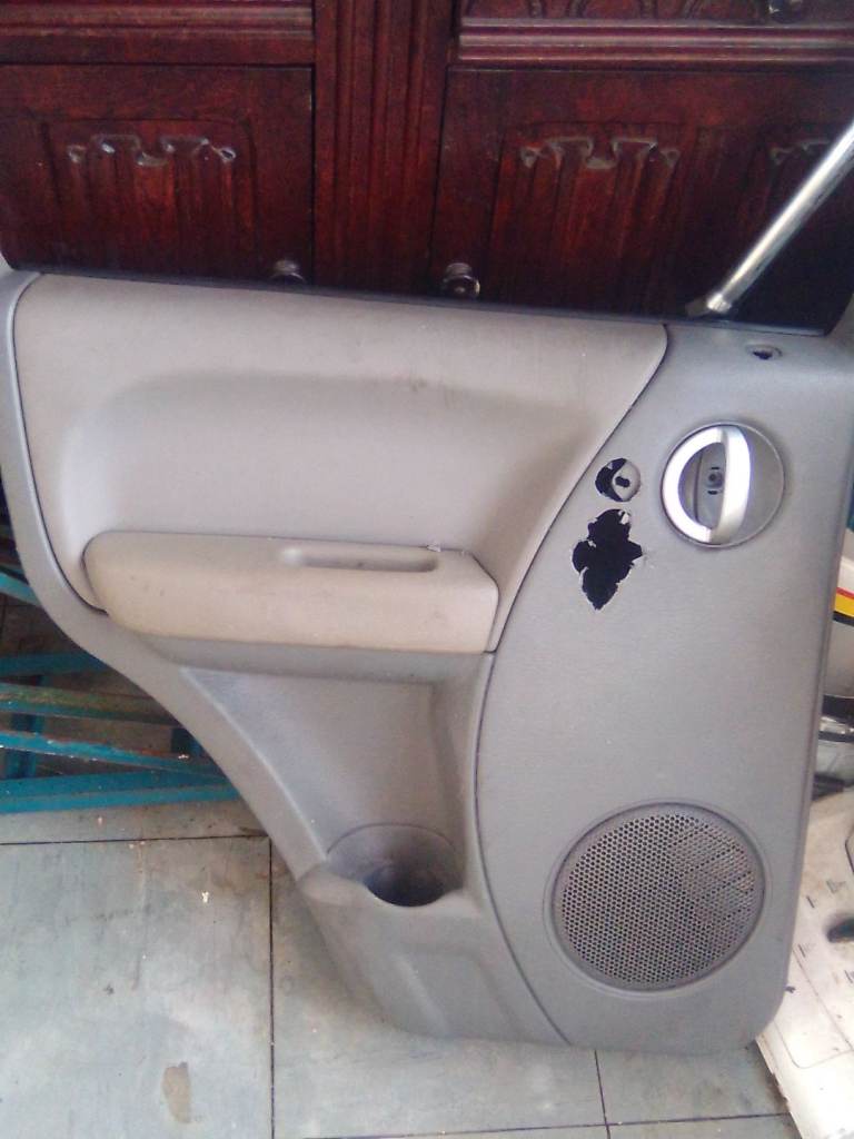 Jeep Cherokee.. passenger door card