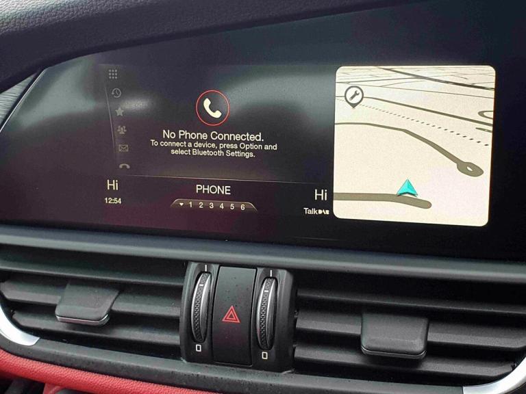 2019 Alfa Romeo Giulia 2.2 JTDM-2 Super 4dr Auto SALOON DIESEL Automatic