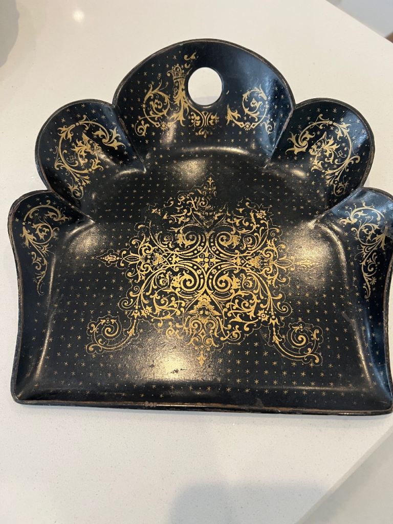 Antique Chinese crumb tray 