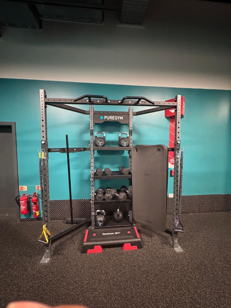 Blkbox Pure gym Functional Exercise Rig With Weight Storage and Pull up bars  Delivery £50 