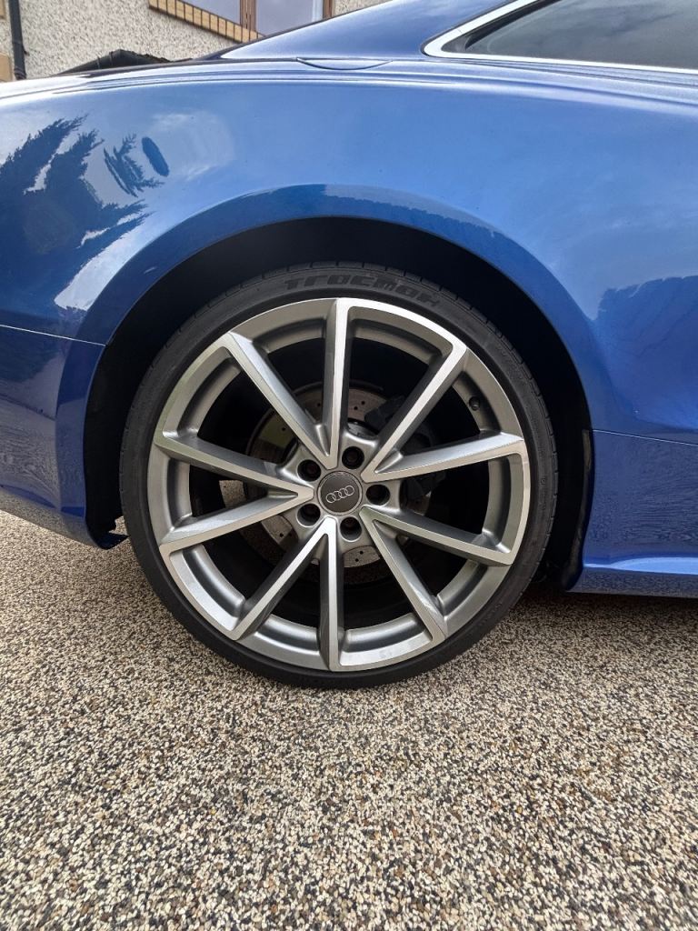 Audi, RS5, Coupe, 2011, Semi-Auto, 4163 (cc), 2 doors