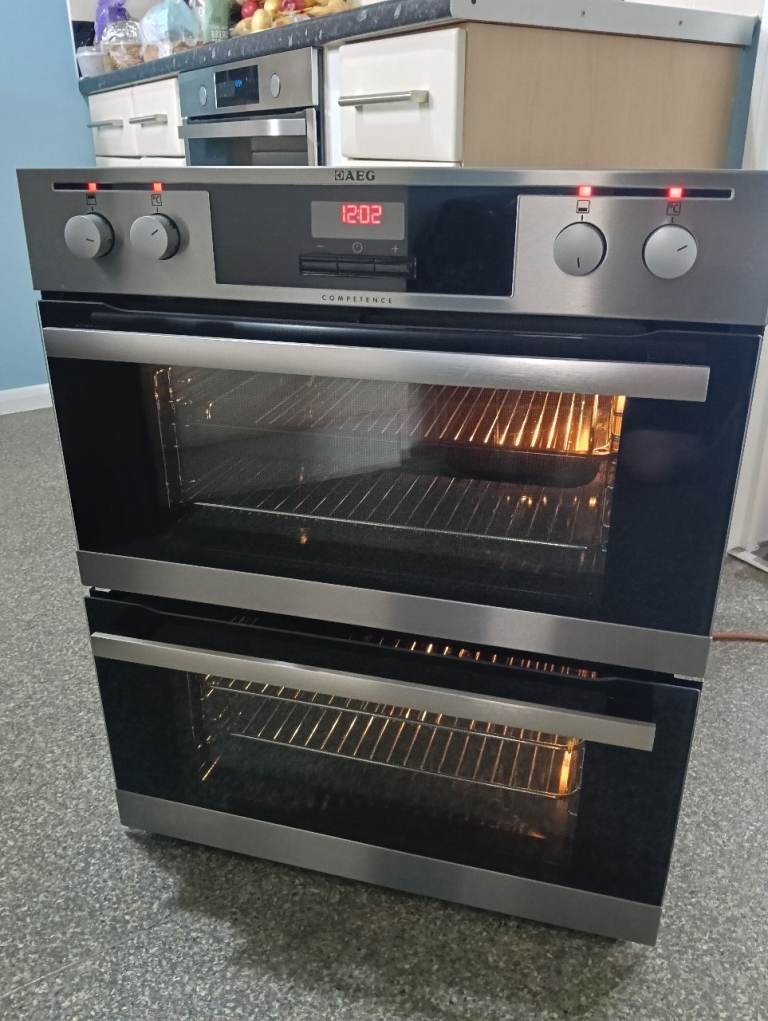 AEG Double Oven – Silver & Black, Good Condition