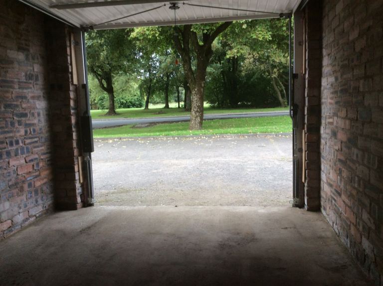 LOCK UP GARAGE FOR RENT - CUMBERNAULD