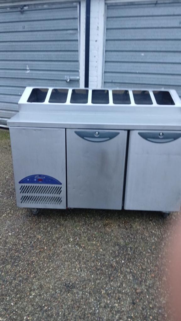 Williams pizza fridge cafe shop restaurant takeaway  fridge e pizza prep 