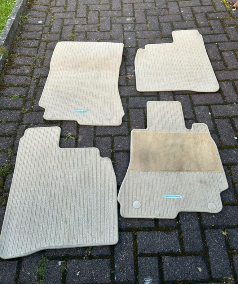 Mercedes Benz s class W221 2011 interior carpets mats beige, cream (official Mercedes mats)