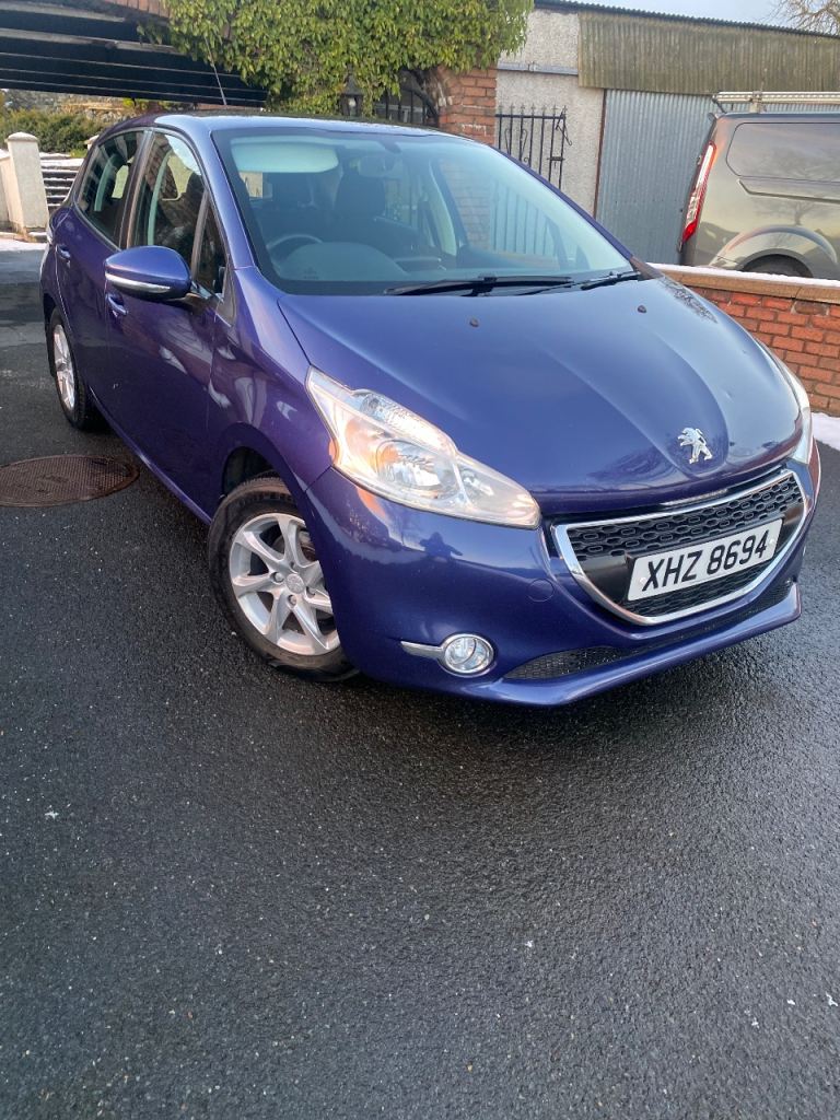 Peugeot, 208, Hatchback, 2014, Manual, 1398 (cc), 5 doors