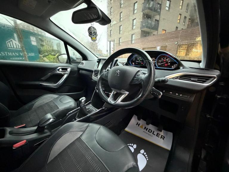 2015 Peugeot 2008 1.2 VTi Allure 5dr HATCHBACK PETROL Manual