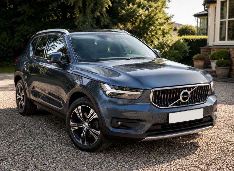 Volvo XC40 SUV T5 recharge inscription Immaculate Only 7600 Miles Auto ESTATE PETROL  Automatic