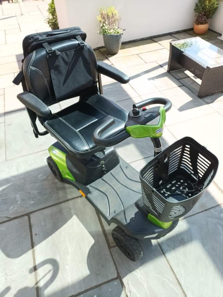Invacare Mobility Scooter - Fits In Boot - Excellent Condition - High Quality - RRP £1800