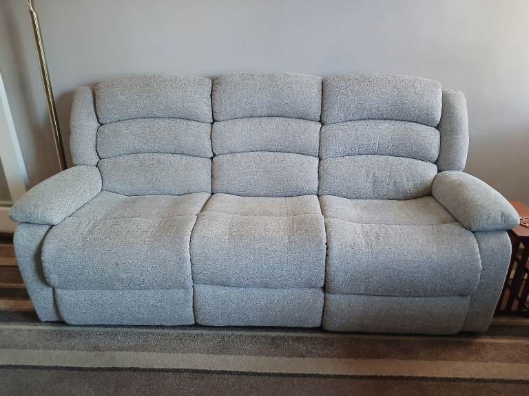 Beige Fabric Recliner Sofa & recliner chair – Good Condition