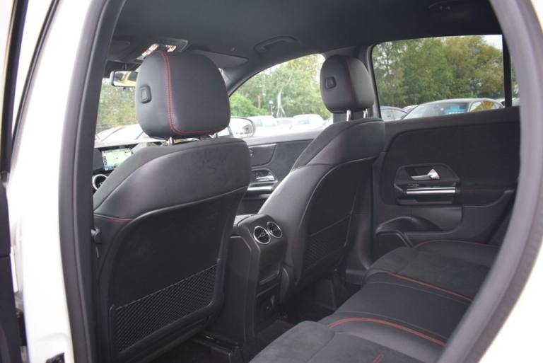 2022 Mercedes-Benz GLA 2.0 GLA200d AMG Line SUV 5dr Diesel 8G-DCT Euro 6 (s/s) (150 ps) HATCHBACK...