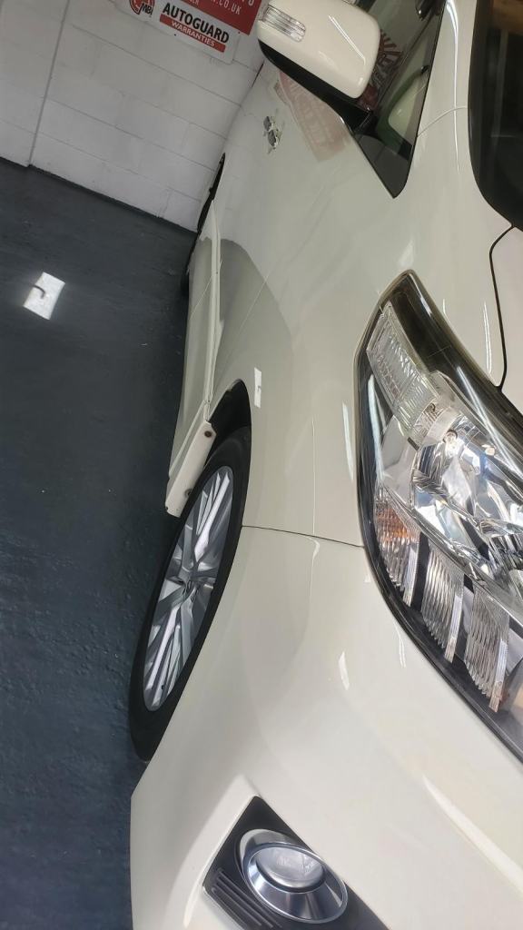 Toyota Alphard 2.4 petrol auto 7 seats sunroofs fresh japanese import 2012