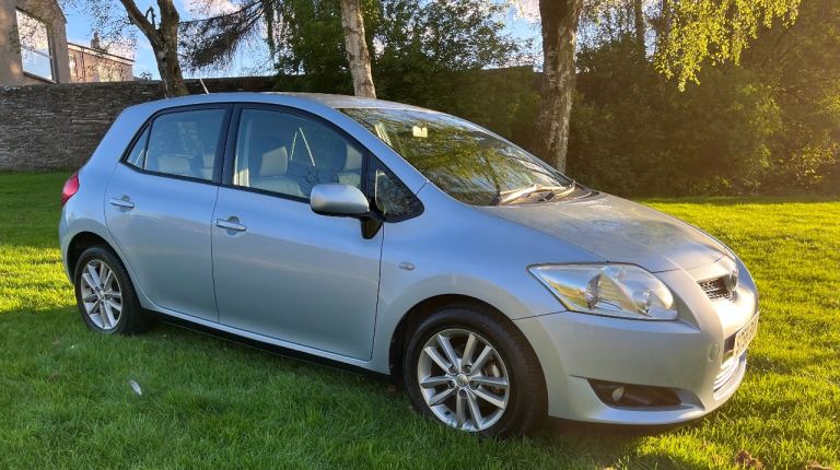 Toyota, AURIS, Hatchback, 2009, Manual, 1364 (cc), 5 doors