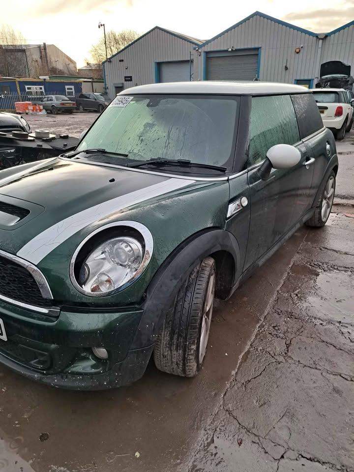 MINI COOPER SD 2.0D R56 BREAKING PARTS BONNET BUMPER LIGHT DOOR HEAD UNIT TAILGATE MIRROR INTERIOR