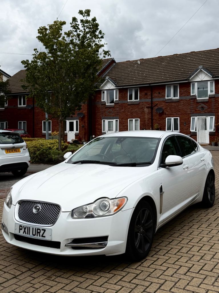 Jaguar, XF, Saloon, 2011, Other, 2993 (cc), 4 doors