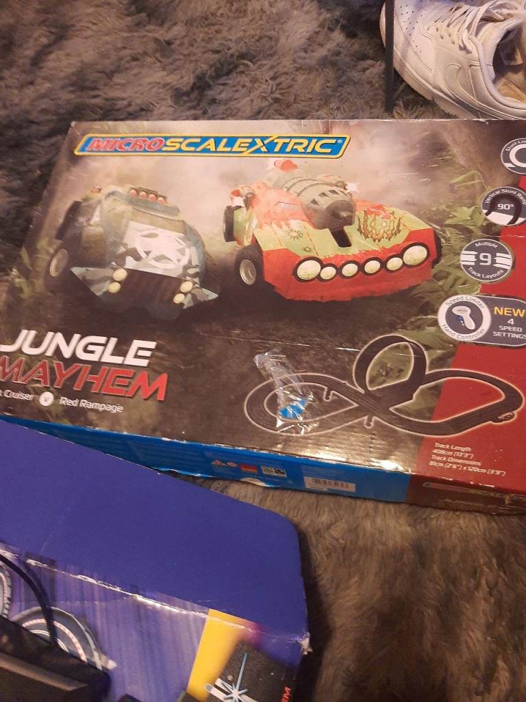 Scalextric Jungle Mayhem Race Track Set – Good Condition