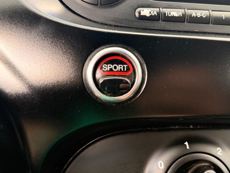 2014 FIAT 500C ABARTH CABRIO ( GQ EDITION)