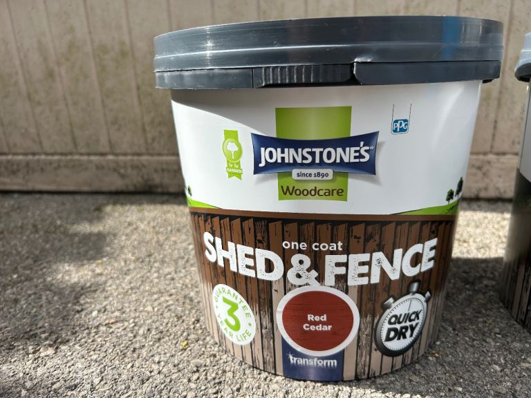 Johnstone’s Shed And Fence One Coat Paint 5L new sealed two colours.