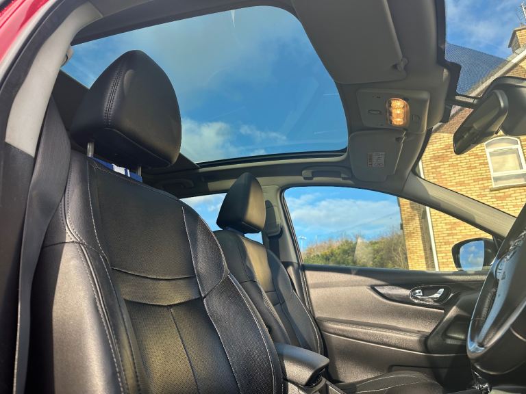 Nissan, QASHQAI, Hatchback, 2015, Other, 1197 (cc), 5 doors