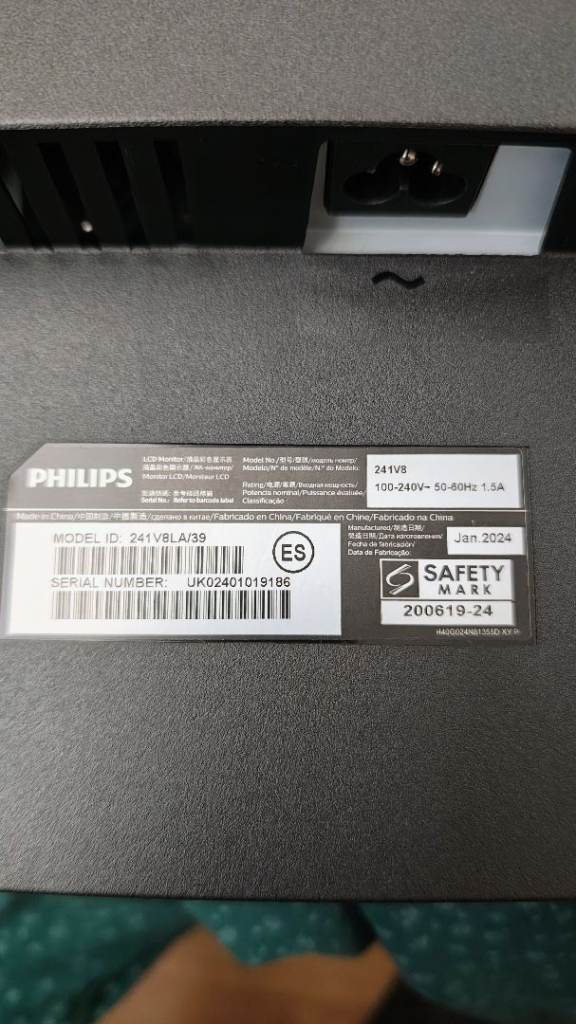 Monitor Philips new .Model 241V8LA/39