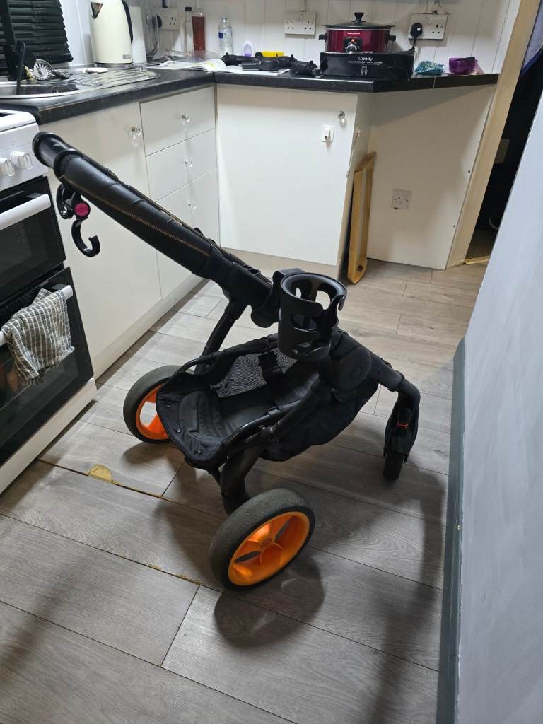 image for iCandy designer collection Peach-Black Carrycot & Pushchair Combo