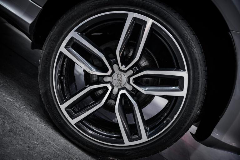  Audi Q5 2.0 TDI S line Plus S Tronic quattro Euro 6 (s/s) 5dr Diesel Automatic