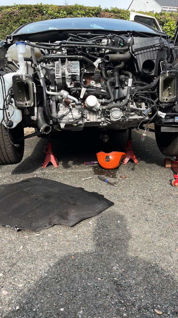Eco boost engine auto gear box attached 2022 8.500 miles 