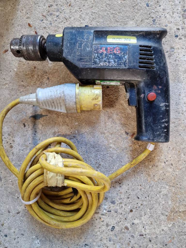 AEG Electric Drill with Yellow Cable – Fair Condition