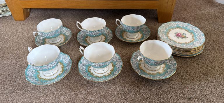Royal Albert Lavender Rose Tea Set - 6 Cups and Saucers
