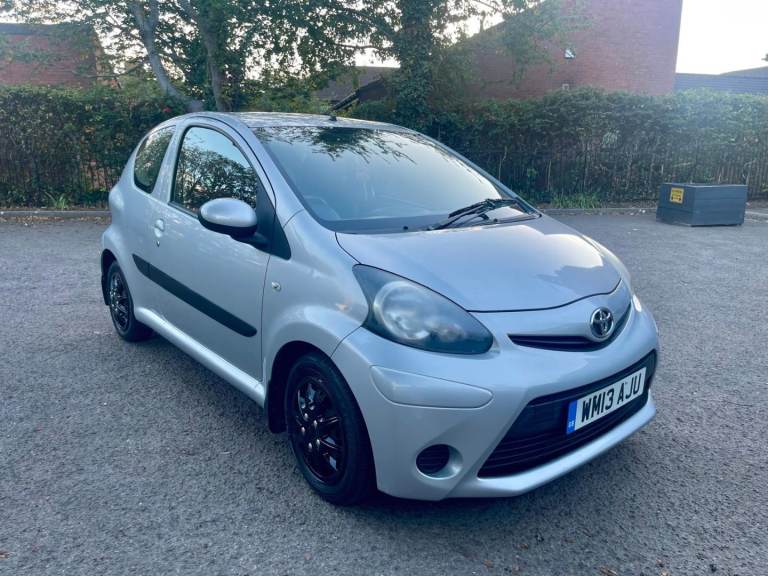 Toyota, AYGO, Hatchback, 2013, Manual, 998 (cc), 3 doors