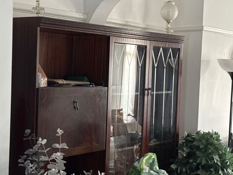 Solid Wood Display Cabinet/Bookcase – Good Condition