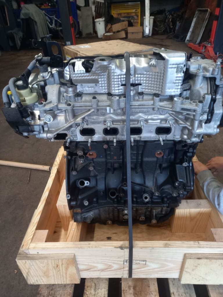 Renault trafic R9m710 engine