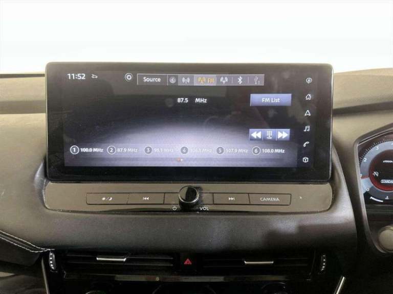 2022 Nissan Qashqai 1.3 DIG-T MHEV N-Connecta Euro 6 (s/s) 5dr Manual SUV Hybrid Manual