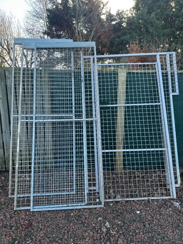 Galvanised dog kennel panels for sale