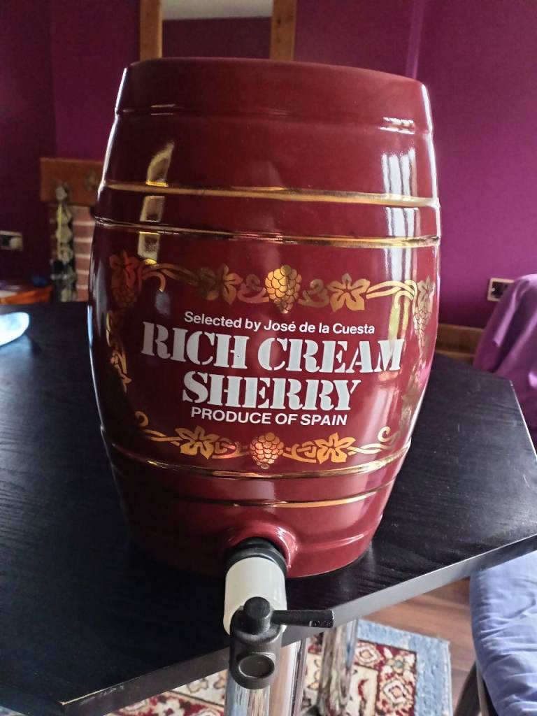 Home bar accessory - decorative rich cream sherry barrel with tap