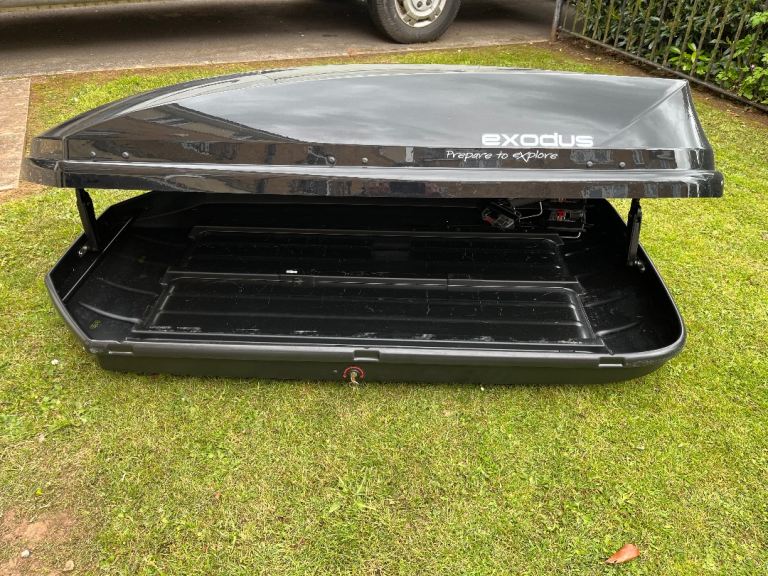 Halfords Exodus Roof Box with Quick Release Clamps