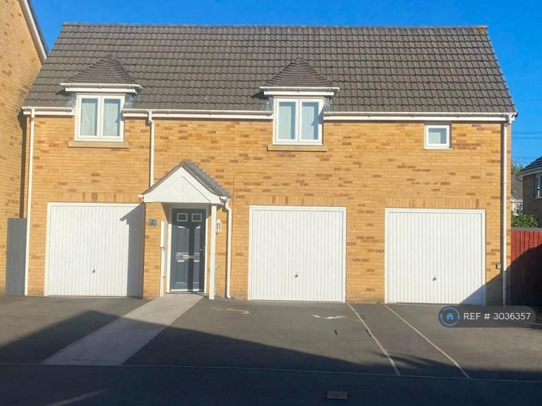 2 bedroom flat in Newport, Newport, NP10 (2 bed) (#3036357)