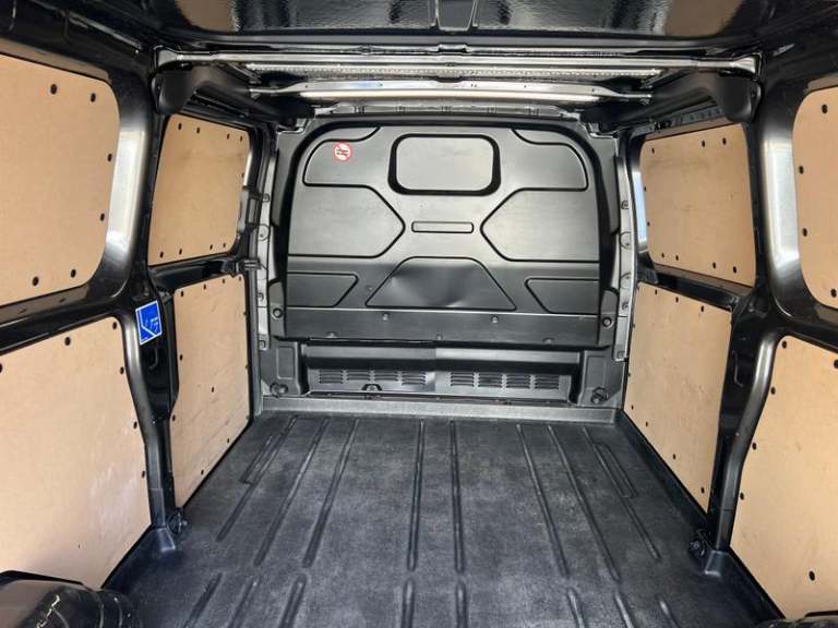 2023 Ford Transit Custom 2.0 320 EcoBlue Limited Panel Van 5dr Diesel Auto L2 H1 Euro 6 (170 ps) ...