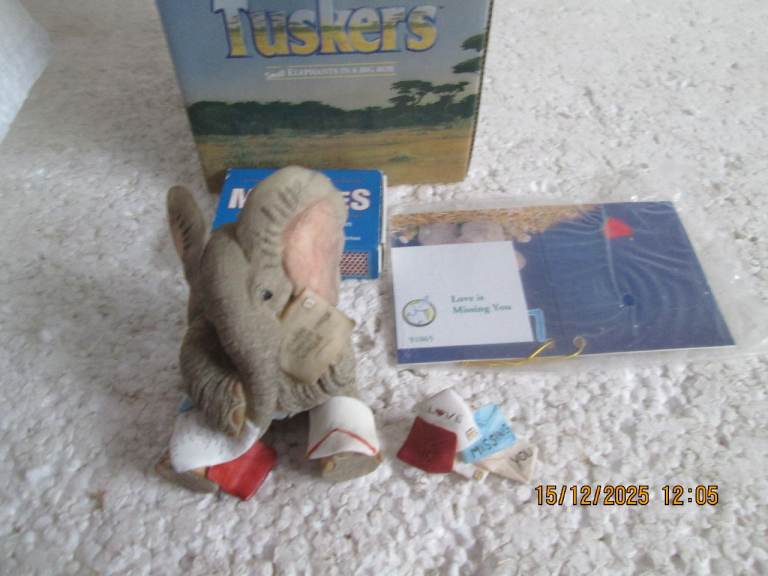 TUSKERS 'LOVE IS - MISSING YOU' 91065