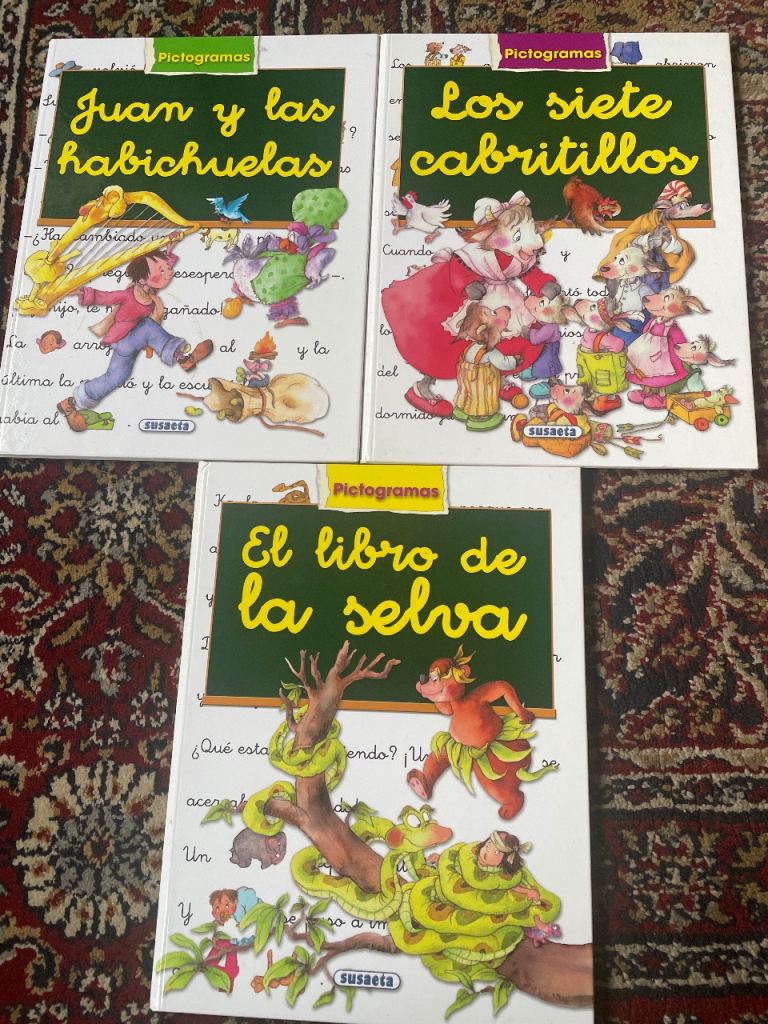 Children's Story Books - Juan y las Habichuelas, Los Siete Cabritillos, El Libro de la Selva