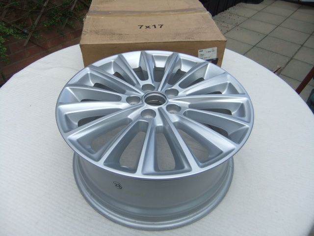 FORD C-MAX 17" ALLOY WHEEL(fits 2015-2019 models).