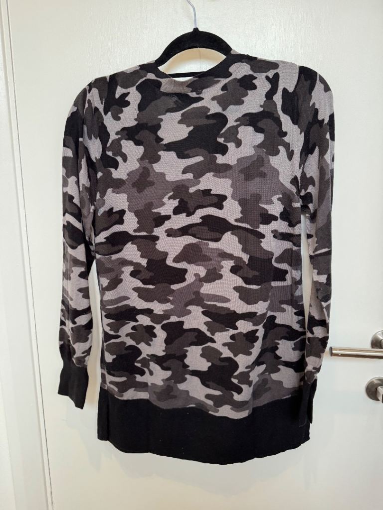Ruth Langsford Camo Jumper - Size L