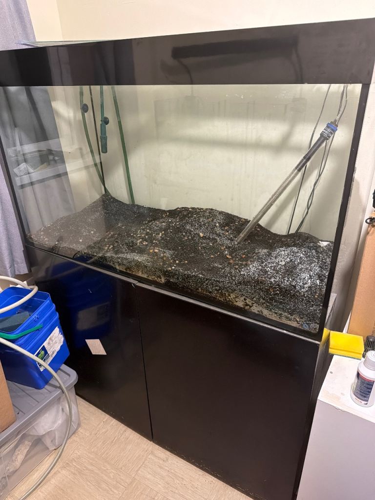 4ft 300 litre aquarium 