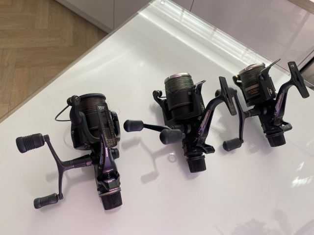baitrunner fishing reels for sale used 2 x Shimano 3500 Old School Vintage Carp Reels. Cir  Vintage Carp Fishing Tackle propulsion line management system Shimano Baitrunner OC Spinning Reel