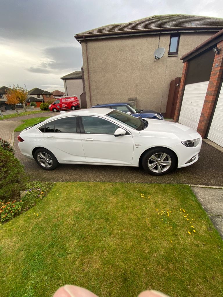 Vauxhall, INSIGNIA, Hatchback, 2017, Manual, 1490 (cc), 5 doors