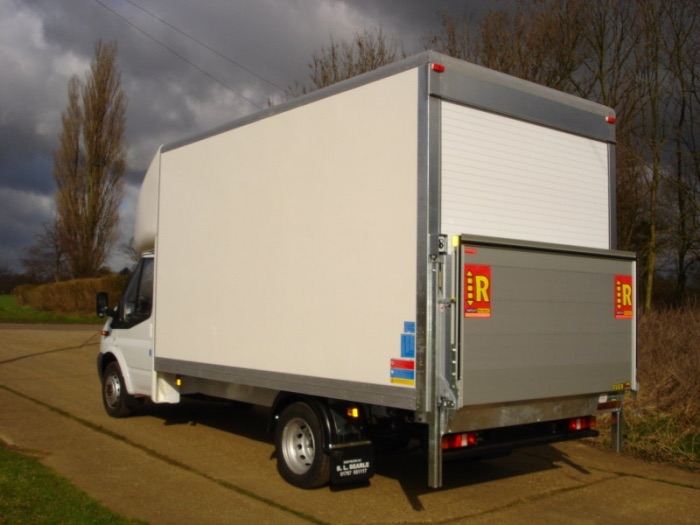 Van man / van hire rental mover courier 🚚 07—473775139