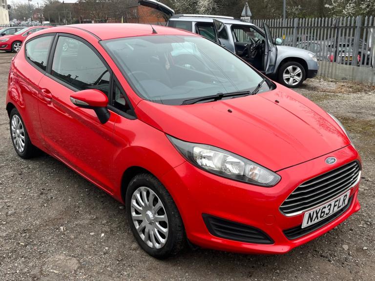 2013 Ford Fiesta 1.25 Style 3dr HATCHBACK Petrol Manual